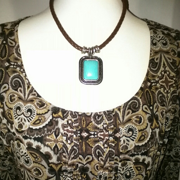 EUC sheer top with black camisole - Picture 3 of 3